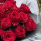 Букет 19 алых роз