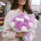 23 гвоздики в букете