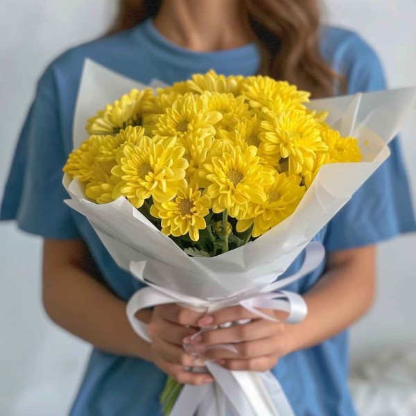 5 желтых кустовых хризантем