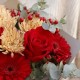 3 красные розы с герберой и гиперикумом